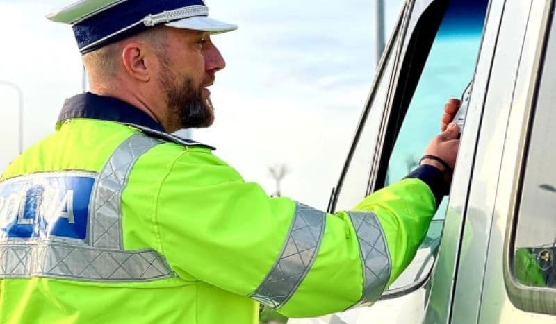 Val de sancțiuni aplicate de polițiștii botoșăneni în ultimele 24 de ore