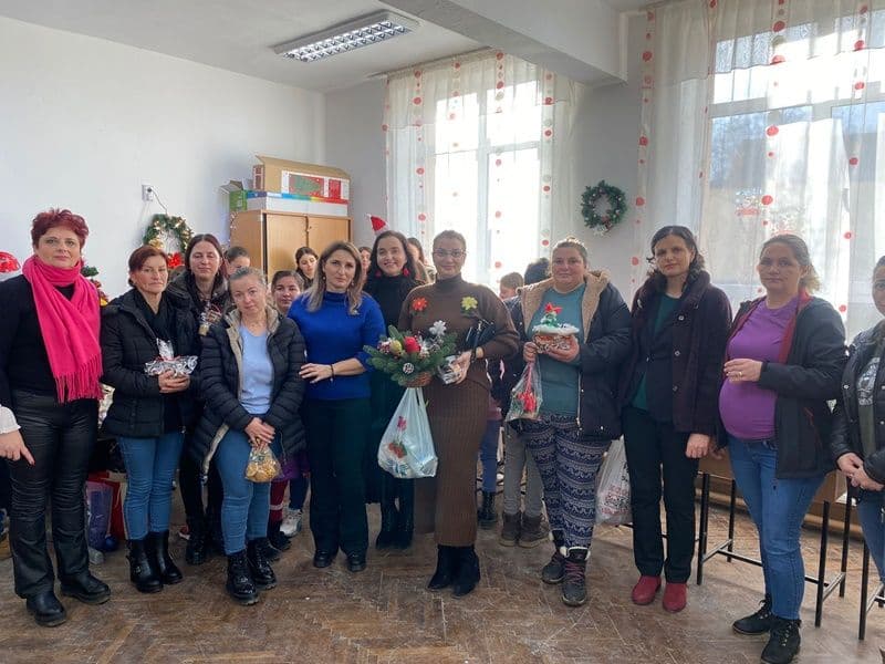 Târguri de Crăciun în două dintre structurile Școlii Profesionale „Sfântul Apostol Andrei” Smârdan - FOTO