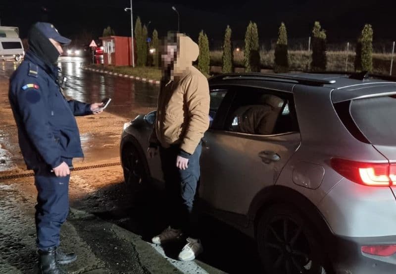 A plătit 450 de euro pentru a deveni șofer și s-a ales cu dosar penal