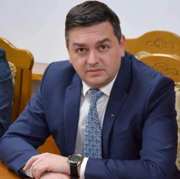 Prefectul județului, mesaj la cumpăna dintre ani: La mulți ani, dragi botoșăneni!