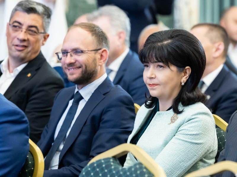 Cosmin Andrei - Doina Federovici