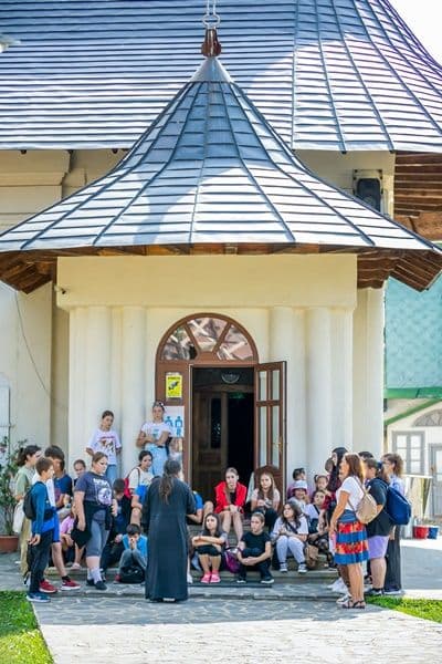 Un penel pentru credinta_004