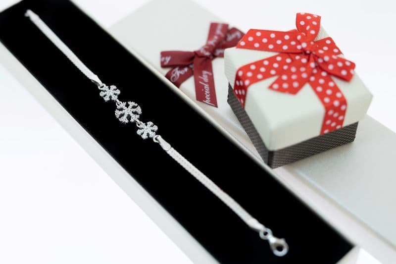 Fest-1019