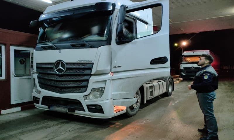 Camion fără drept de circulație pe drumurile publice1