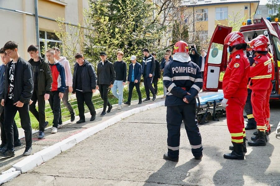 exercitiu incendiu 04