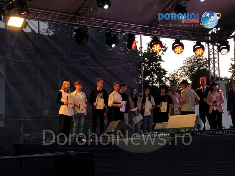 Performante scolare la Dorohoi_05
