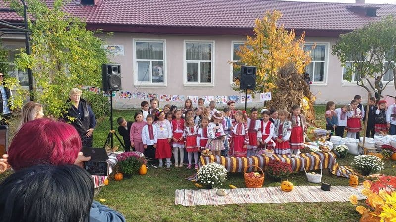 Targ toamna Scoala Dimacheni_06