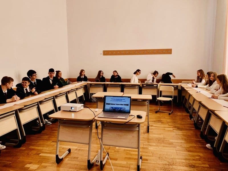 Pretuim pacea_001
