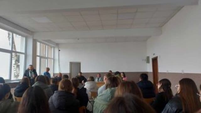 Activitate (2)