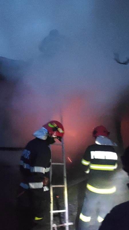 Incendiu_ (4)