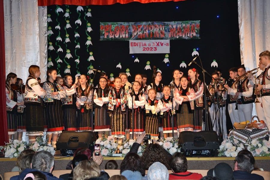 Flori pentru mama_prima seara_012