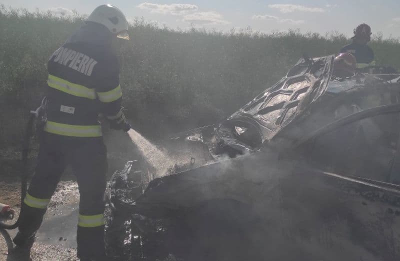 autoturism incendiat_ (1)