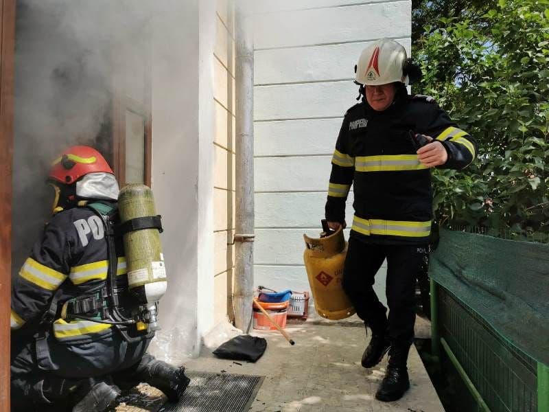 Incendiu Botosani_ (2)