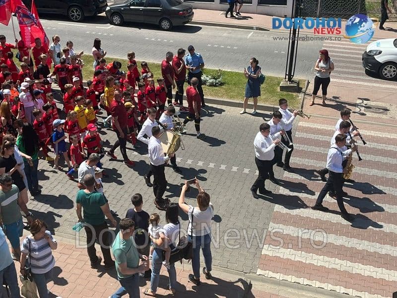Parada micilor fotbalisti_14