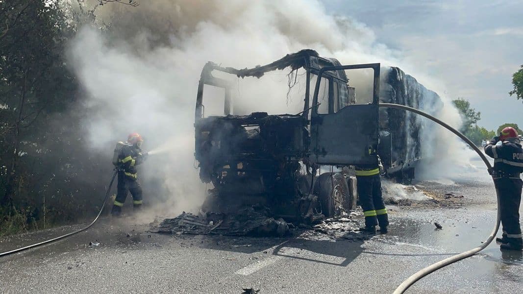 Incendiu camion_005
