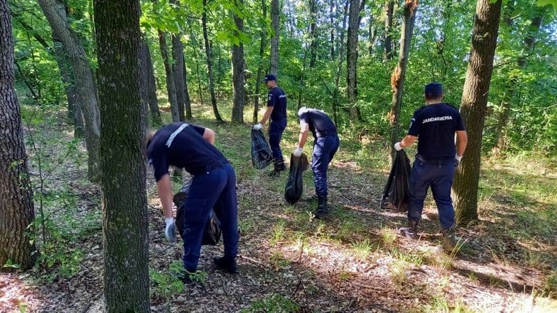 Jandarmi BT ecologizare_03