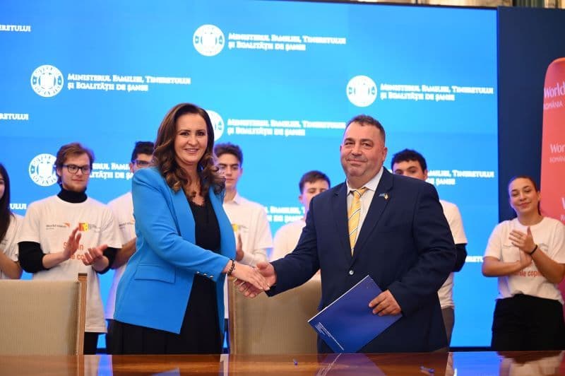 Semnare contracte centre zi Guvern (8)