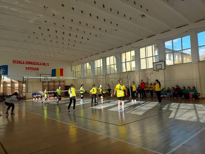 volei feminin 04