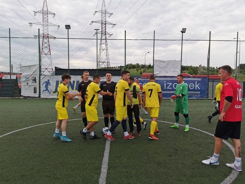 Minifotbal_pompieri_07
