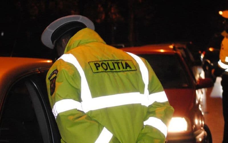 Mai mulți șoferi și-au început anul fără permis. 18 permise de conducere reținute de polițiști