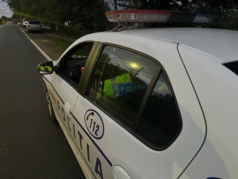 Numeroase amenzi aplicate de polițiștii dorohoieni într-o acțiune pentru siguranța cetățenilor