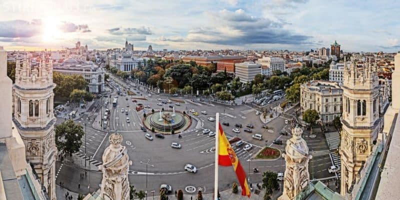 Românii din Spania vor putea obține cetățenia spaniolă fără a renunța la cea română
