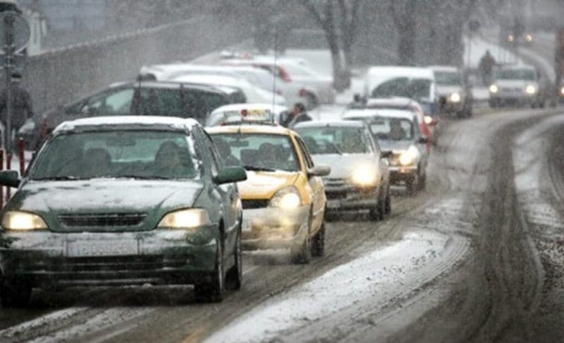 Poliția Botoșani recomandă: „Acționarea pedalei de accelerație trebuie făcută cu moderație”