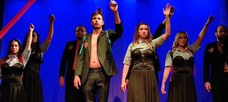 Spectacol „Luceafărul” de Mihai Eminescu la Teatrul „Vasilache” Botoșani - 174 de ani de la nașterea marelui poet – FOTO
