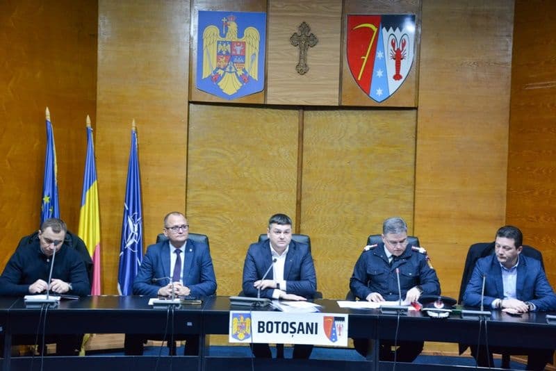 Ședință extraordinară a Comitetului Județean pentru Situații de Urgență Botoșani la Prefectură – FOTO