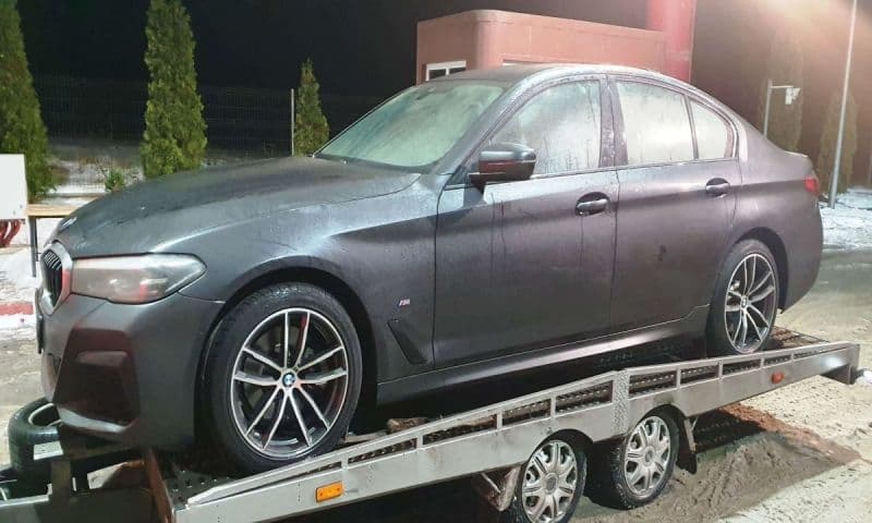 BMW hibrid furat din Polonia, descoperit și indisponibilizat la frontieră - FOTO