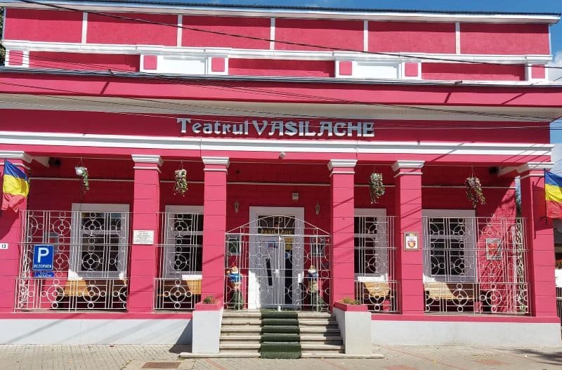 Spectacolul „Fram, ursul polar” la Teatrul pentru Copii şi Tineret „Vasilache” din Botoșani