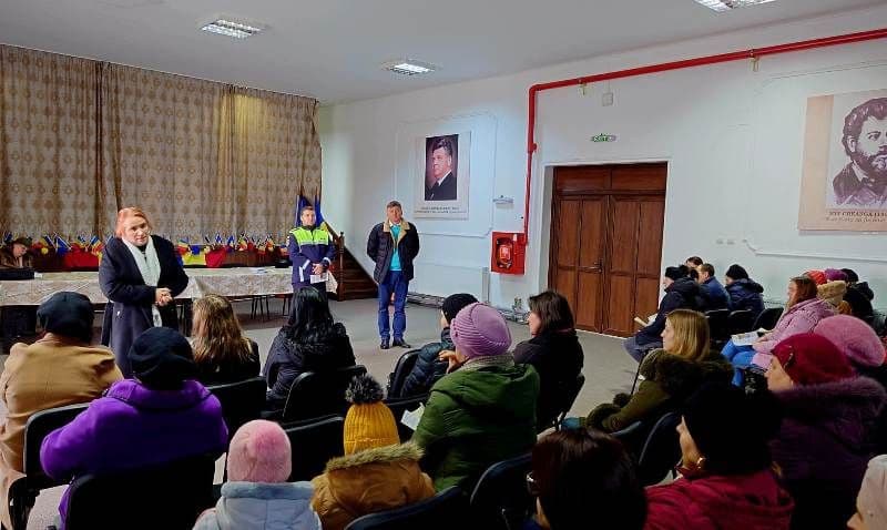 Lectorat cu părinții - grijă față de copiii ibăneșteni! FOTO