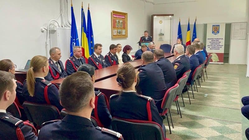 Pompieri botoșăneni avansați în grad, de Ziua Protecției Civile din România – FOTO