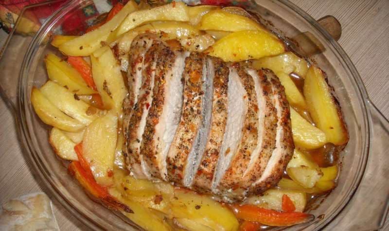 Cotlet de porc în crustă de condimente