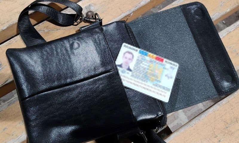 A plătit 1.000 de euro pe un document fals și s-a ales cu dosar penal