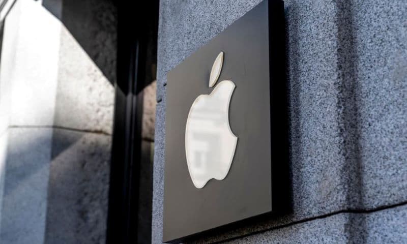 Gigantul american Apple a primit o amendă de 1.8 miliarde de euro pentru regulile impuse furnizorilor de muzică