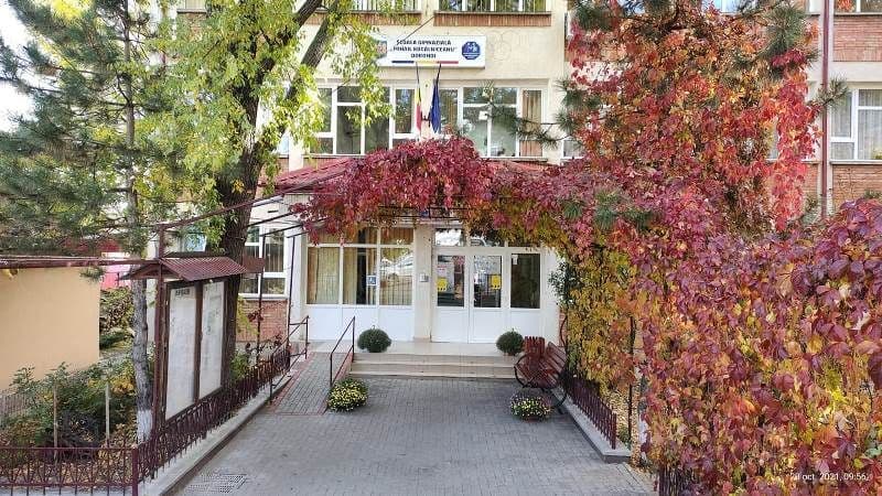 Rezultate remarcabile la primele olimpiade și concursuri școlare pentru elevii Școlii Gimnaziale „Mihail Kogălniceanu” Dorohoi