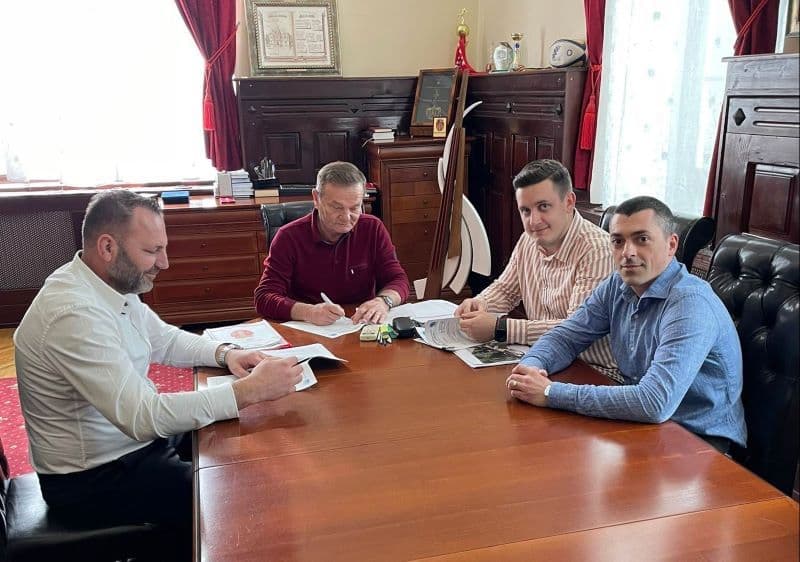 Investiție pentru un mediu mai curat! Primăria Dorohoi a semnat contractul de execuție lucrări pentru Centrul de Colectare cu Aport Voluntar