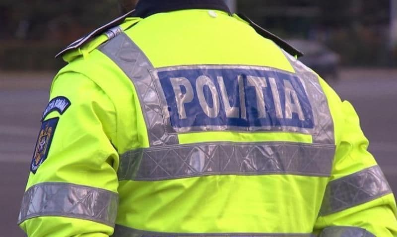 Dosar penal pentru un tânăr beat și fără permis care a furat o mașină