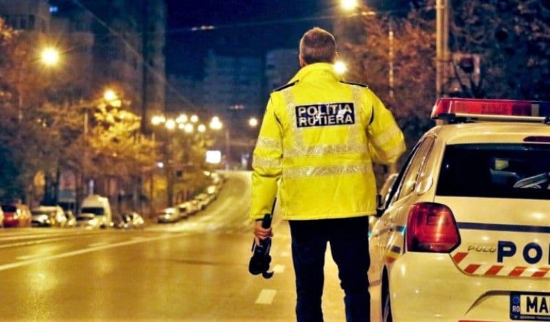 Autoturism neînmatriculat depistat în trafic de polițiștii botoșăneni