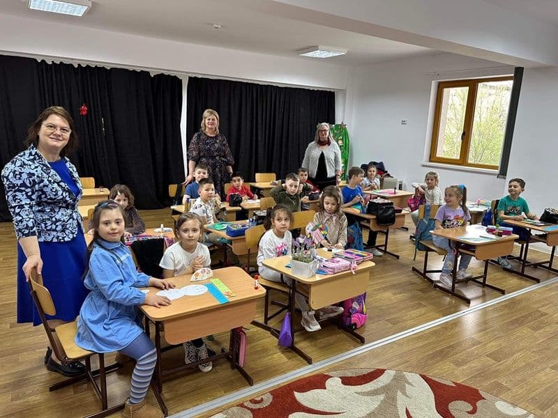 2 Aprilie, Ziua Internațională a Conștientizării AUTISMULUI - FOTO