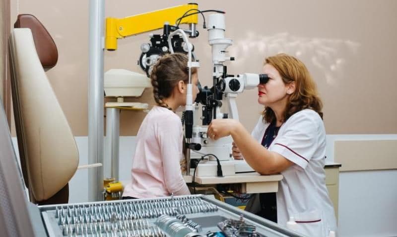 Spitalul Municipal Dorohoi angajează medic specialist oftalmolog