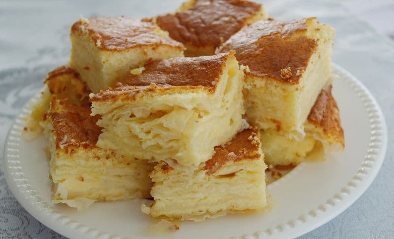 Plăcintă cu iaurt