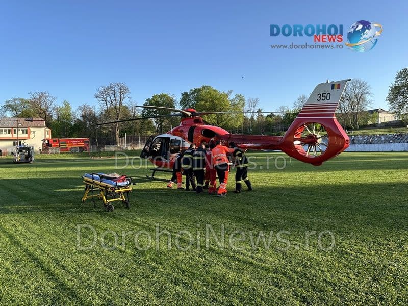 Bărbat din Dorohoi, aflat în stare gravă, preluat de urgență de elicopterul SMURD - FOTO
