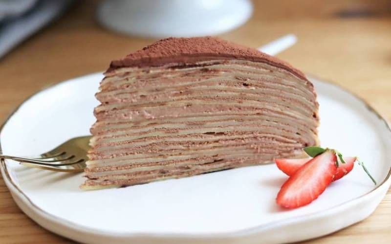 Tort cu clătite cafea și cacao