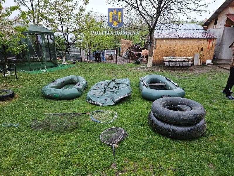 Peste 30 de kilometri de plase monofilament confiscate de la persoane bănuite de braconaj piscicol - FOTO