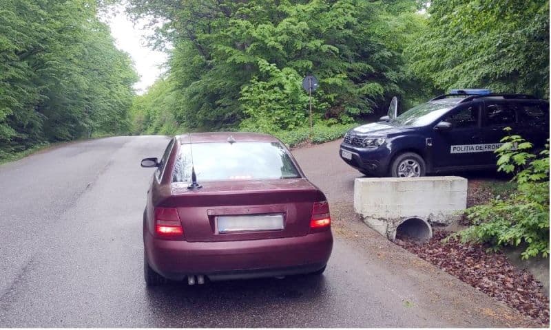 Depistat la volan fără permis de conducere cu ajutorul aplicației eDAC