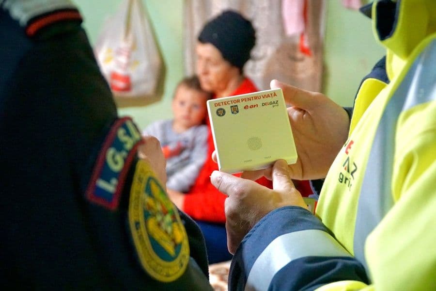 Primele detectoare au ajuns în casele botoșănenilor - FOTO
