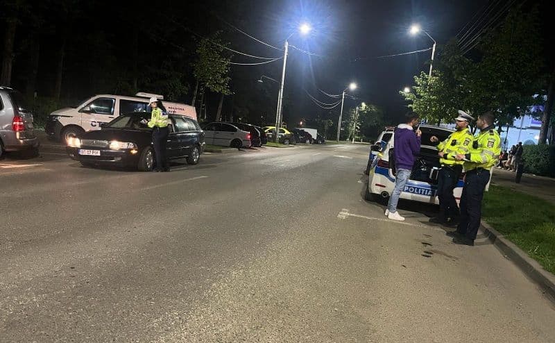 Peste 20 de permise de conducere și certificate de înmatriculare reținute de polițiști într-o acțiune desfășurată la Dorohoi, Flămânzi, Darabani, Săve