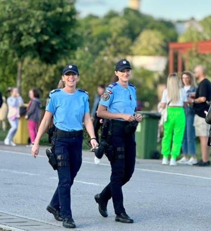 Mai ai patru zile la dispoziție pentru o carieră în Jandarmeria Română 